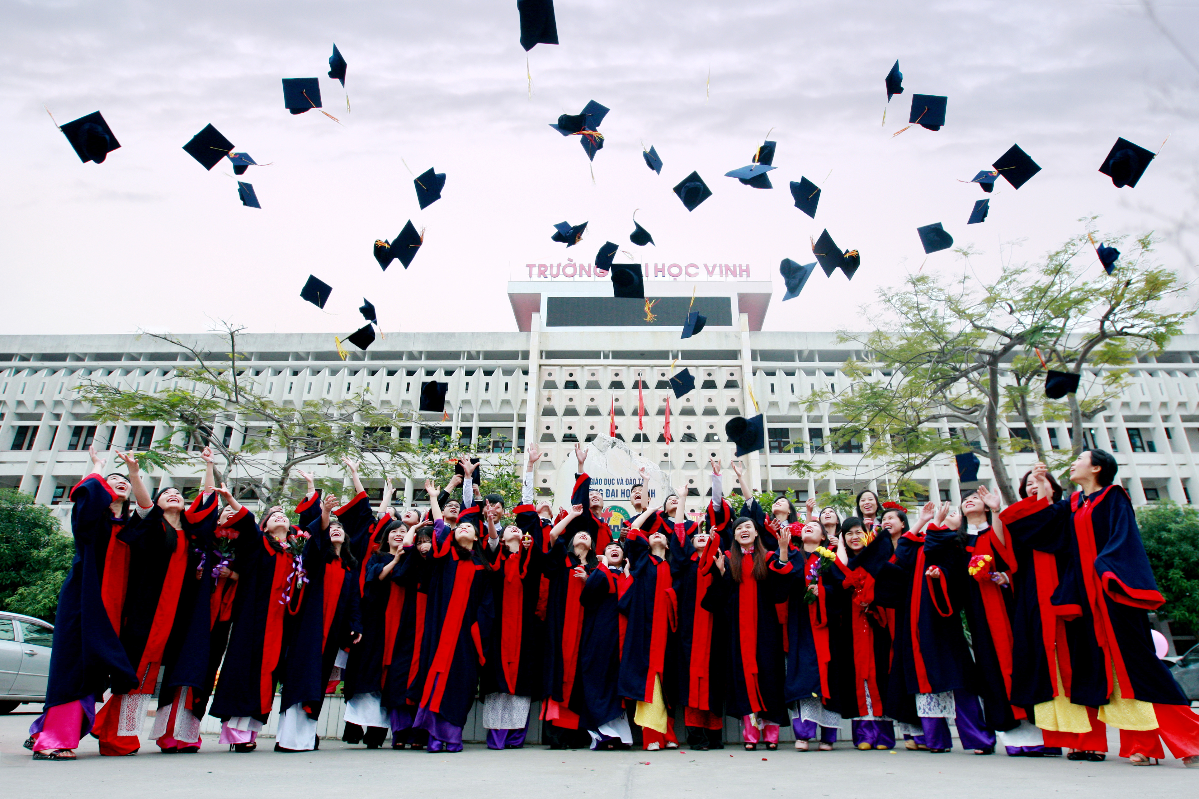 Y-a-t-il autant d'universités à Hanoi et ailleurs qu’à Hô Chi Minh-ville?