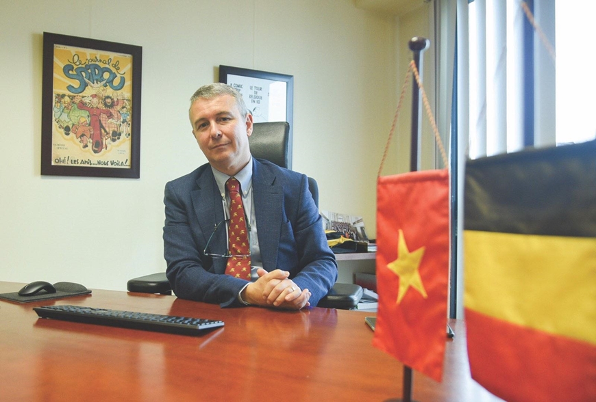 Fête du Roi des Belges: l’ambassadeur Karl Van den Bossche célèbre l’amitié et la coopération entre la Belgique et le Vietnam