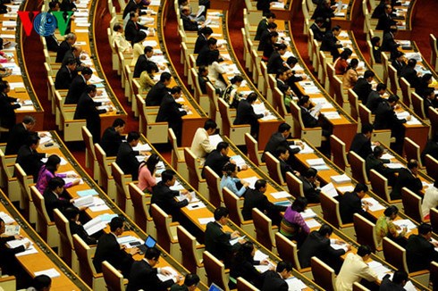 រដ្ឋសភាវៀតណាមផ្ទៀងស្តាប់និងរាយការណ៍ពិនិត្យមើលគំរោងច្បាប់ជលផល (វិសោធកម្ម)