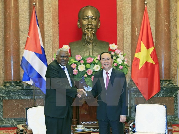 ប្រធានរដ្ឋវៀតណាម លោក Tran Dai Quang ទទួលជួបសន្ទនាជាមួយប្រធានរដ្ឋសភាគុយបា