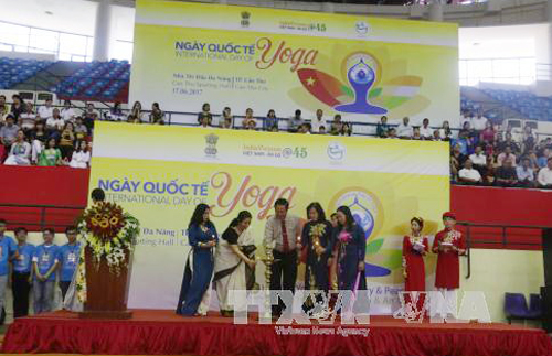 Can Tho រឿបចំទិវាអន្តរជាតិ Yoga លើកទី៣ ឆ្នាំ២០១៧