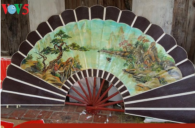មុខរបរធ្វើផ្លិតភូមិ Chang Son