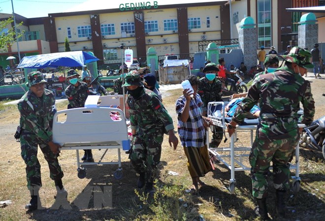 គ្រោះរញ្ជួយដីនៅប្រទេសឥណ្ឌូនេស៊ី៖ ចំនួនមនុស្សបាត់បង់ជីវិតកើនឡើងជិត ៣៥០ នាក់