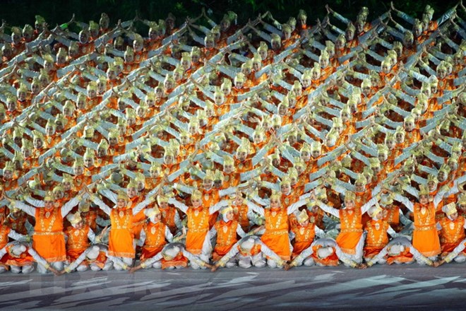 ពិធីបើក ASIAD 2018 នៅប្រទេសកោះរាប់ហ្វឺនឥណ្ឌូនេស៊ី