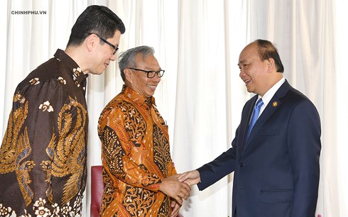 នាយករដ្ឋមន្រ្តីវៀតណាមលោក Nguyen Xuan Phuc ទទួលជួបប្រធានសភា ឧស្សាហកម្មនិងពាណិជ្ជកម្មឥណ្ឌូនេស៊ី ប្រធានក្រុមហ៊ុន Nikko ឥណ្ឌូនេស៊ី