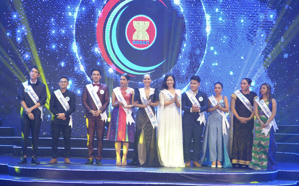 ទិដ្ឋភាពនៃការប្រឡងសំនៀងអាស៊ាន+៣ វគ្គពាក់កណ្តាលផ្តាច់ព្រ័ត្រ