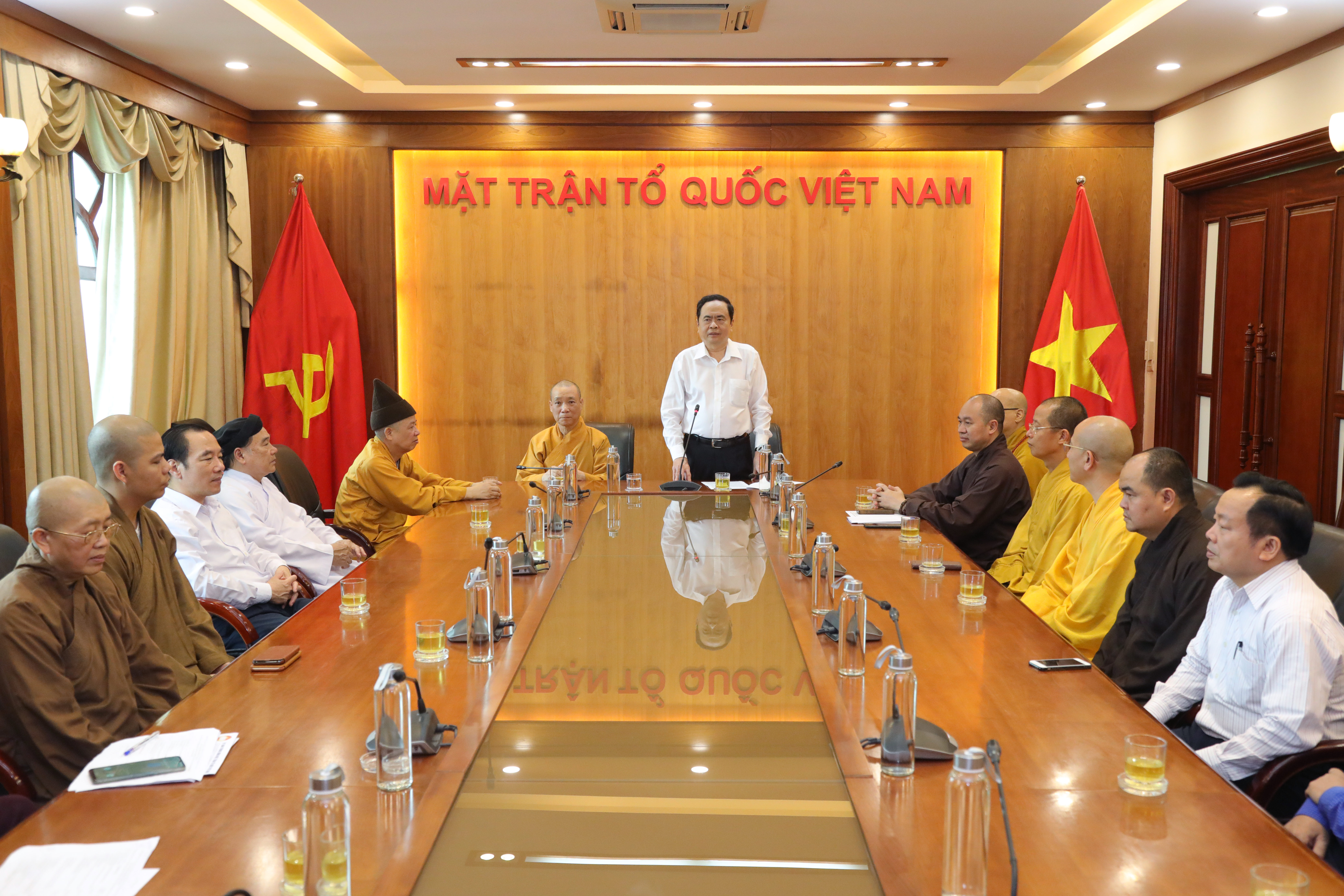 អង្គការសាសនានានារួមដៃគ្នាជួយឧបត្ថម្ភដល់មូលនីធិដើម្បីជនក្រីក្រ