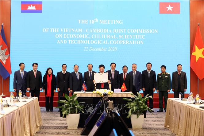 វៀតណាម - កម្ពុជាពង្រឹងភាពជាដៃគូយុទ្ធសាស្ត្រគ្រប់ជ្រុងជ្រោយ