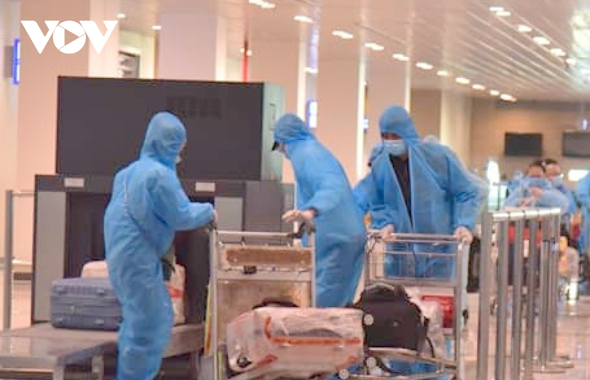 វៀតណាមនៅតែបន្តទទួលពលរដ្ឋរាប់រយនាក់នៅឯបរទេសវិលត្រឡប់មកប្រទេសវិញ