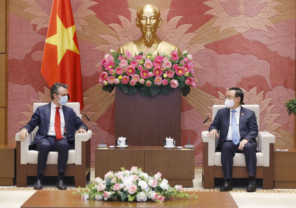 វៀតណាមស្នើឱ្យសហភាពអឺរ៉ុបជួយឧបត្ថម្ភប្រភពវ៉ាក់សាំងការពារជំងឺកូវីដ-១៩
