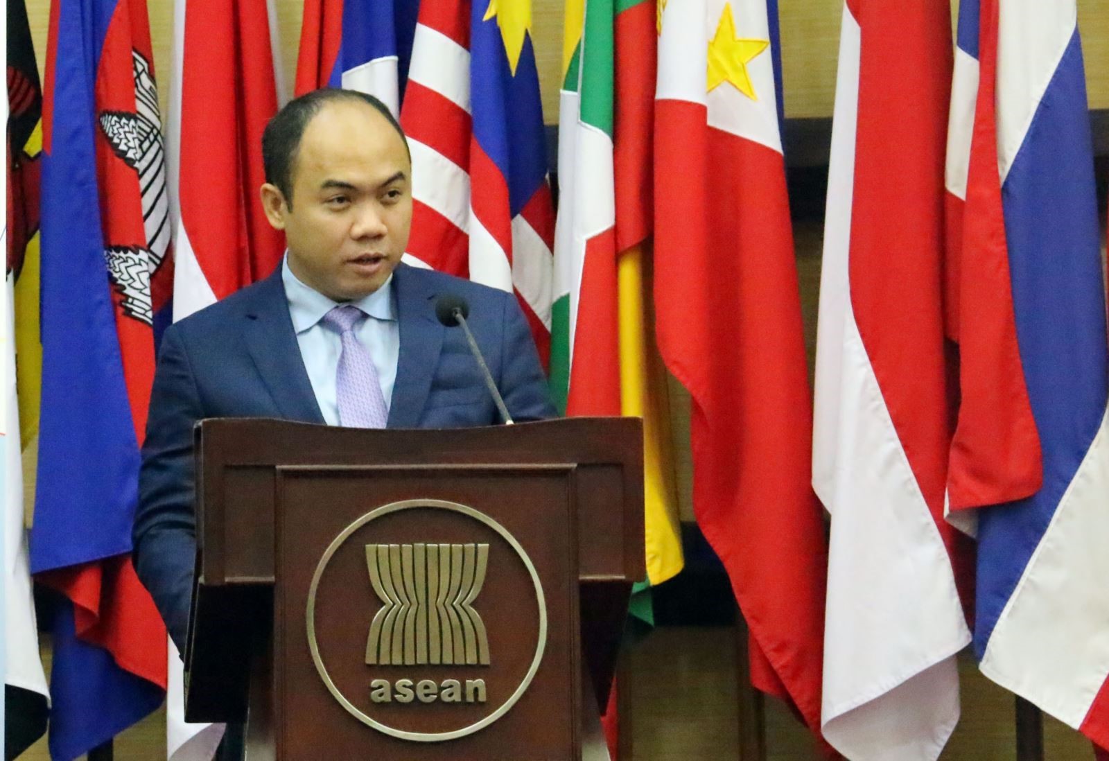 ASEAN និង EU ធ្វើកិច្ចសន្ទនាអំពីវ៉ាក់សាំងបង្ការកូវីដ ១៩