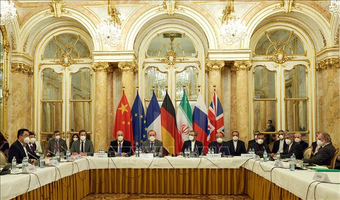 អ៊ីរ៉ងប្រកាសពីការតភ្ជាប់កិច្ចព្រមព្រៀងនុយក្លេអ៊ែរឡើងវិញ នៅថ្ងៃទី៩ ខែធ្នូ