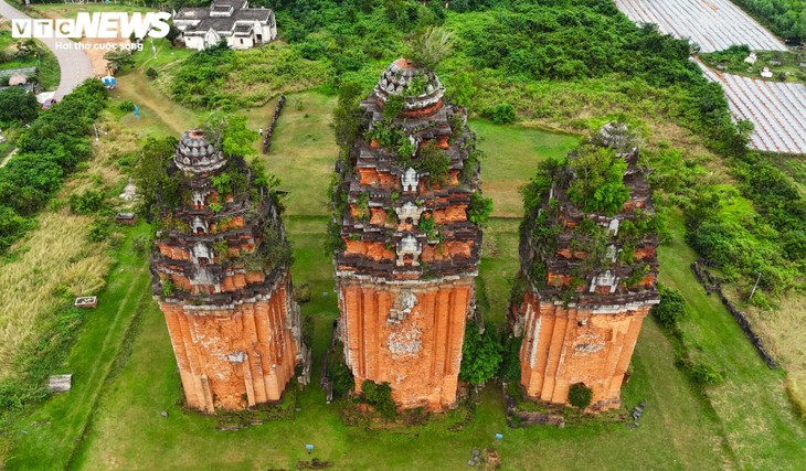 អញ្ជើញទស្សនចង្គោមប្រាសាទចាមធ្វើពីឥដ្ឋដ៏ខ្ពស់បំផុតនៅអាស៊ីអាគ្នេយ៍នៅខេត្ត Binh Dinh