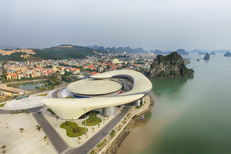 Memperkenalkan sepintas-lintas tentang Wisma Perancangan, Pekan Raya dan Pameran Provinsi Quang Ninh