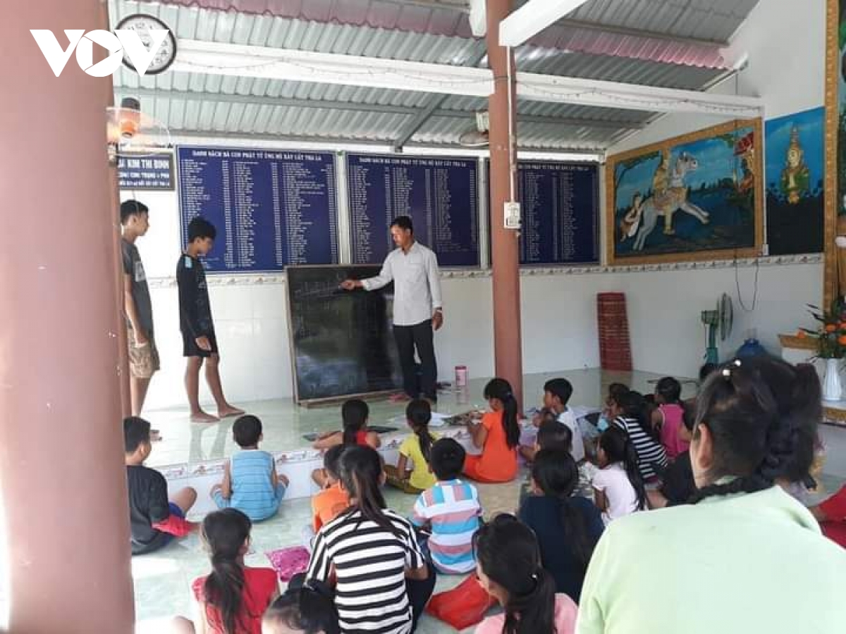 Peran Para “A Cha” dalam Kehidupan Warga Etnis Minoritas Khmer
