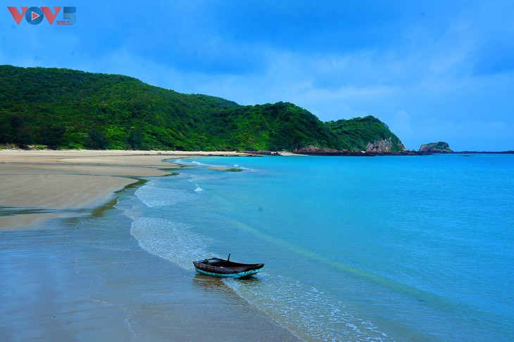 Pulau Thanh Lan – Permata yang Bersembunyi di Tengah Laut