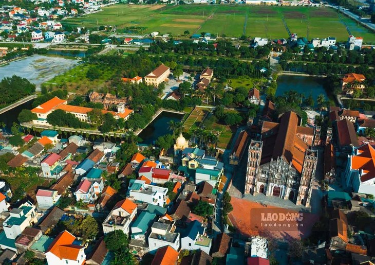 Destinasi-Destinasi yang Tidak Bisa Lewatkan Ketika Datang ke Provinsi Ha Nam