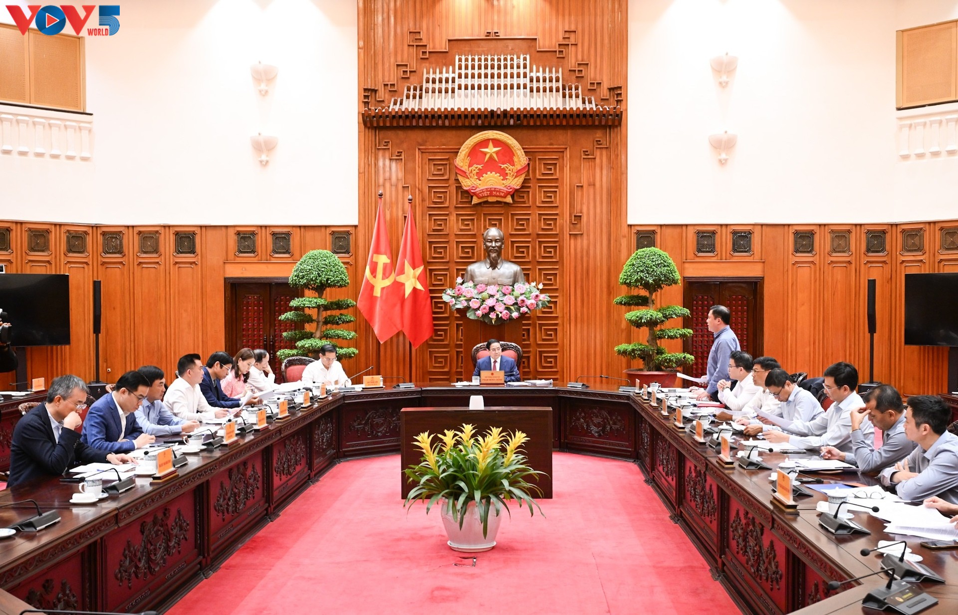 PM Pham Minh Chinh: Jangan  Sampai Terjadi Langka BBM di Segala Situasi