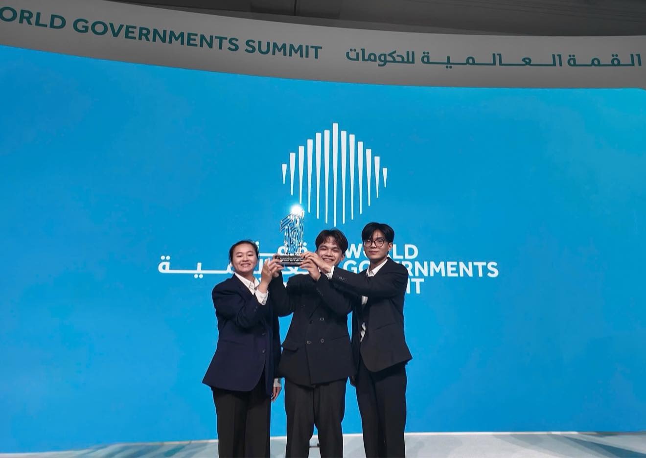 베트남 대학생들, 청각장애인용 AI 개발로 국제 대회 '은상'