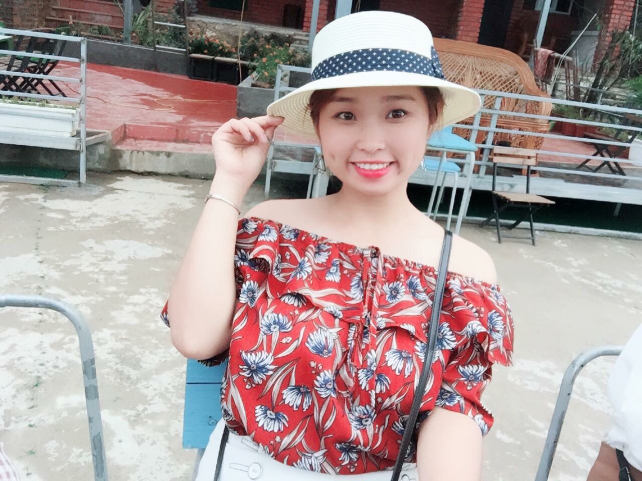 Phung Thu Ha