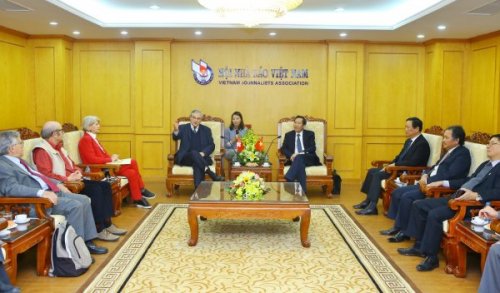 Vietnam d'aujourd'hui, aux yeux des journalistes étrangers