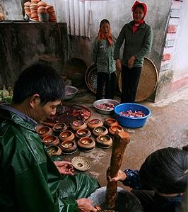 El guisado de pescado de la aldea Vu Dai, un manjar apetitoso