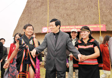 Vietnam impulsa la creación de la Aldea cultural-turística de las nacionalidades