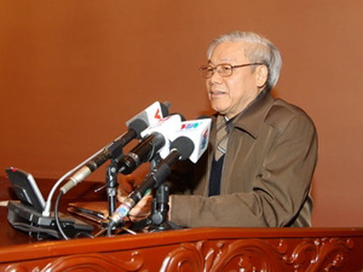 Líder partidista de Vietnam llama a mayores aportes de los cuadros jubilados