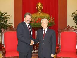 Vietnam y Cuba se apoyan en el camino hacia el socialismo