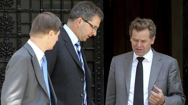 Grecia renegocia con la troika de acreedores segundo paquete de rescate