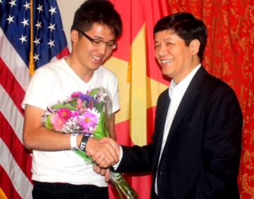 Delegación vietnamita demuestra su saber en Olimpiada Internacional de Química