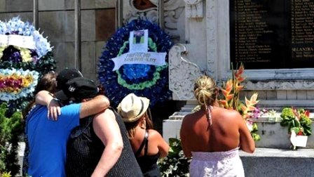 Indonesia y Australia rinden homenaje a víctimas de ataques en Balí