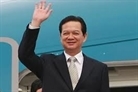 Premier Nguyen Tan Dung asiste a ASEM 9 en Laos