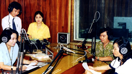 Renovación incesante de radio nacional de Vietnam