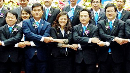 Empresarios jóvenes, importante fuerza para desarrollo económico de la Patria