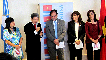 Proyectan filmes vietnamitas en Argentina