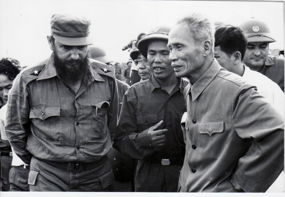Prensa cubana enaltece visita de Fidel Castro a Vietnam hace 40 años