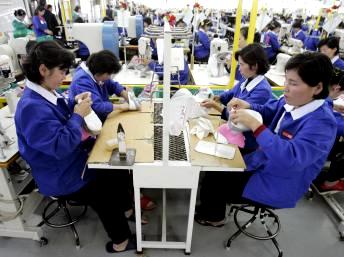 Negociaciones intercoreanas definen proteger a empleados surcoreanos en Kaesong