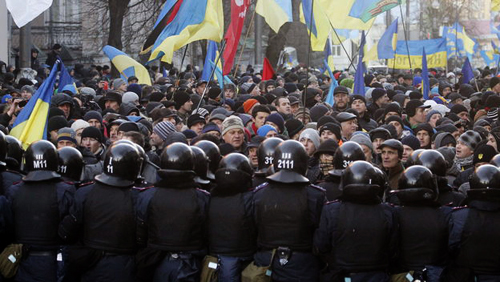 UE sigue abierta a la cooperación con Ucrania