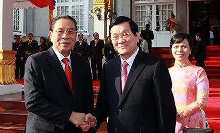 Staatspräsident Truong Tan Sang beendet Laosbesuch