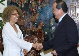 Vize-Premierminister Nguyen Thien Nhan empfängt Vertreter von APHA