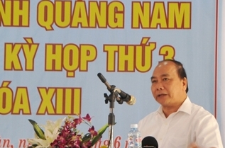 Abgeordnete informieren die Wähler über die Ergebnisse der Parlamentssitzung