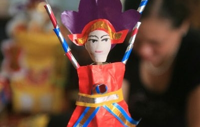 “Papierdoktor” – Beschützer des Vollmondfestes