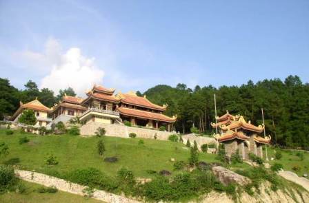Die Schönheit der Landschaft in Tay Thien entdecken