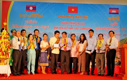 Laotische und Kambodschanische Studenten in Ho Chi Minh Stadt feiern ihr traditionelles Fest