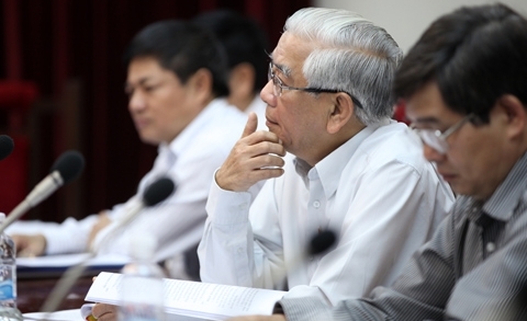 Abgeordnete diskutieren die Verfassungsänderung