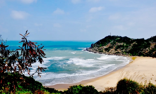 Morgengrauen im Kap Dai Lanh