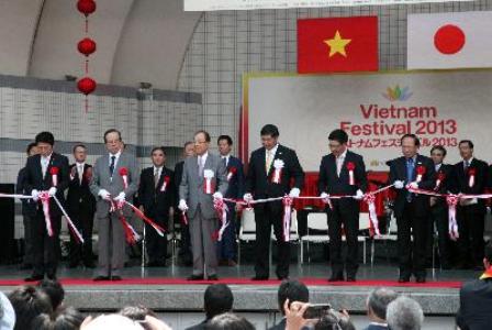 Vietnam würdigt Beiträge der japanischen Freunde
