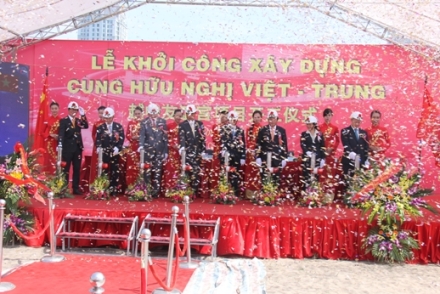 Spatenstich des Vietnam-China-Freundschaftspalastes