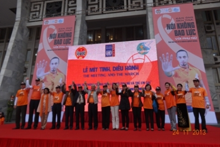 Bekämpfung der Gewalt gegen Frauen und Mädchen